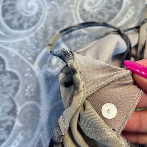 Lululemon Flow Y Bra IV
Great Granite Black Mojave Tan - Picture 8 of 8